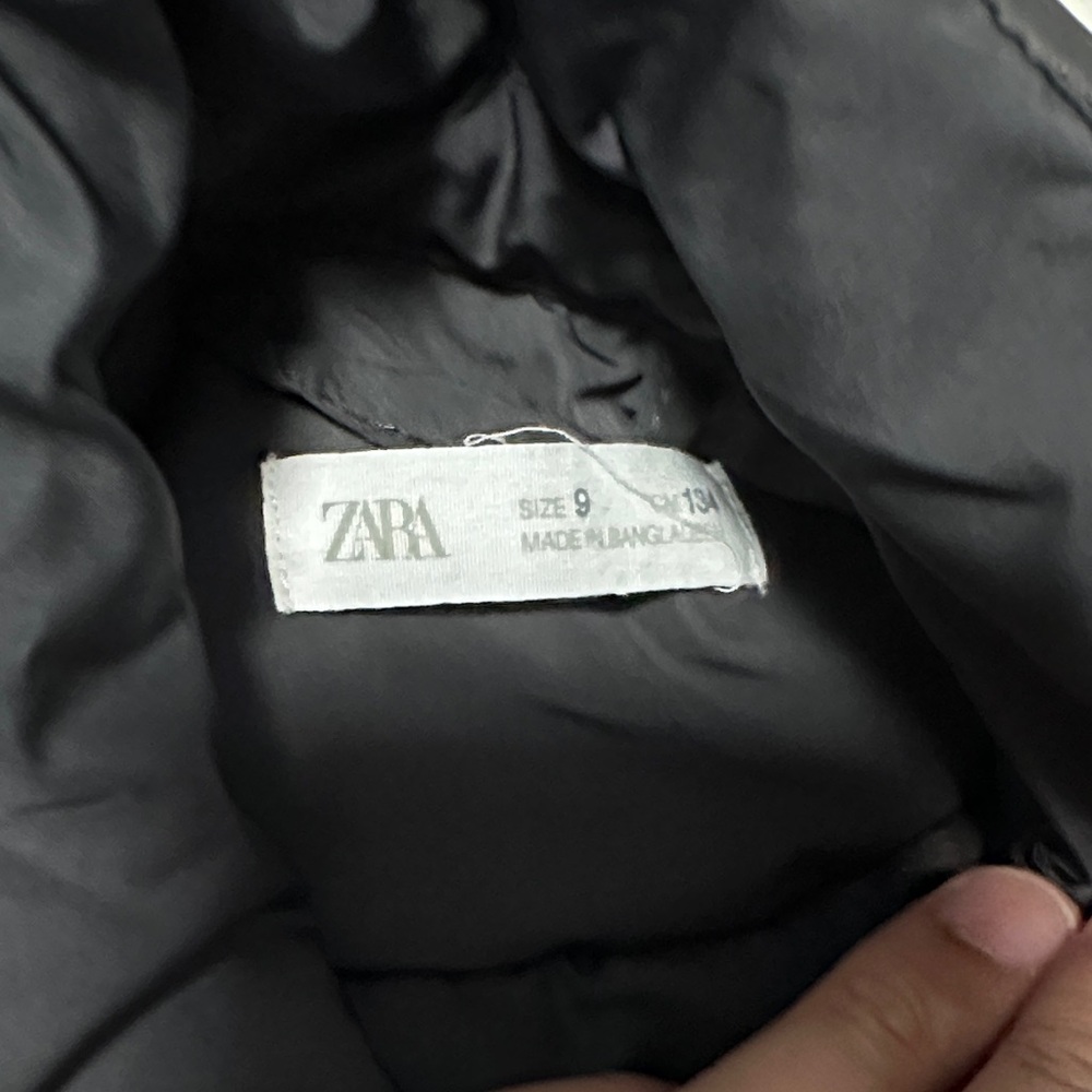 Zara Kids Black Puffer Jacket - Picture 2 of 2